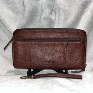 Duluth Trading Co. | Duluth Brown Leather Zip Around Wallet/Wristlet EUC